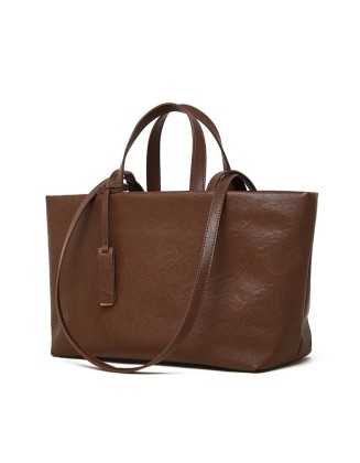 Niche Retro Cowhide Tote Bag as a Handbag